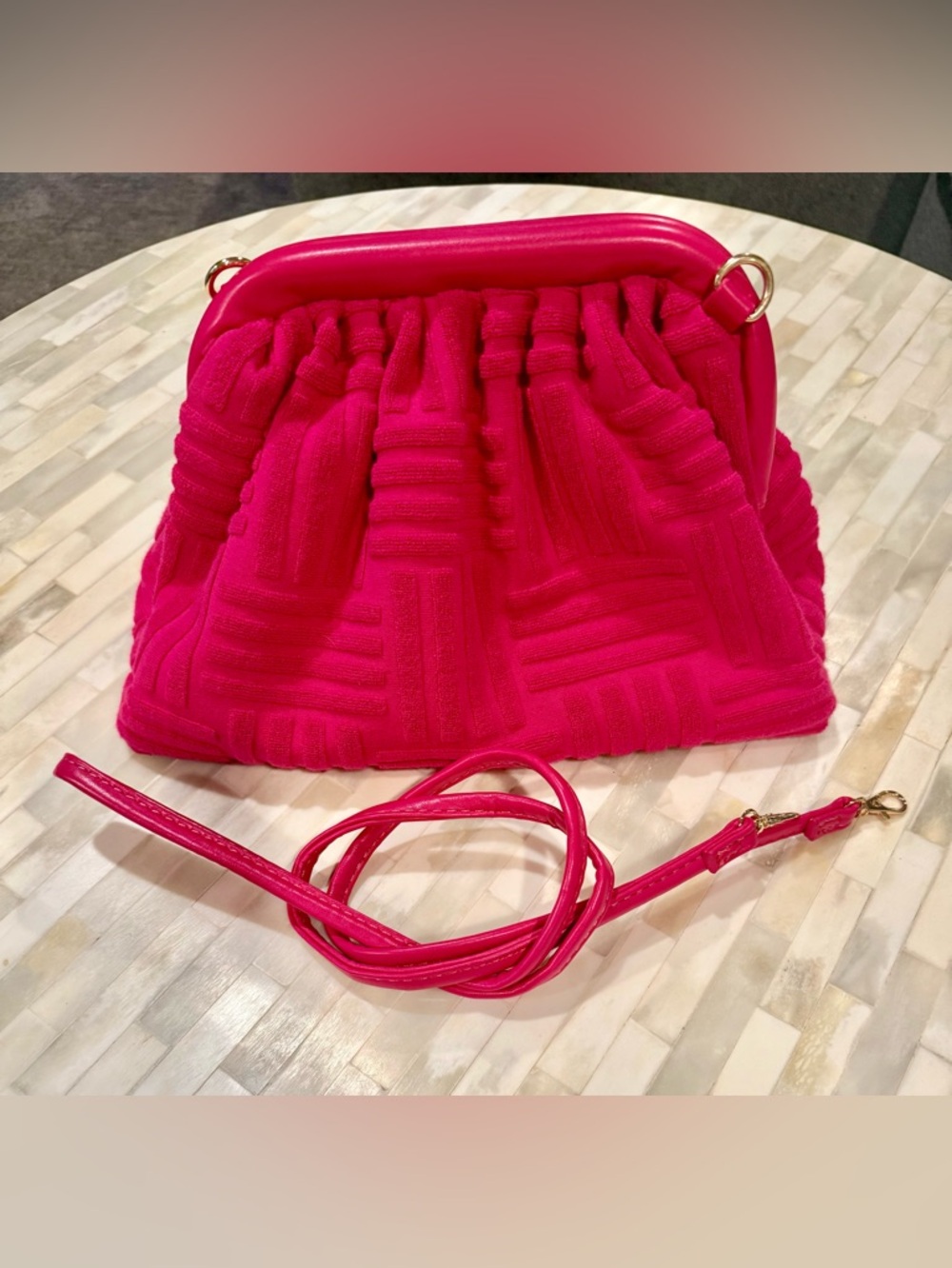 NWOT Urban Expressions Bright Pink Ruched Frame Crossbody